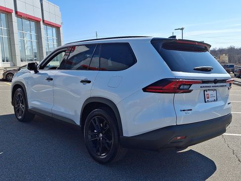 Certified 2026 Toyota Grand Highlander Limited image 4