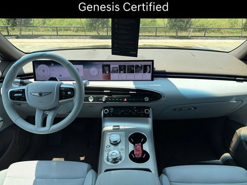 Certified 2026 Genesis GV70 2.5T Advanced AWD/4WD image 12