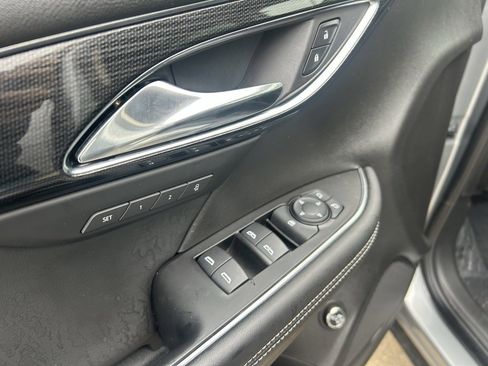 Used 2023 Buick Envision Essence w/ Sport Touring Package image 11