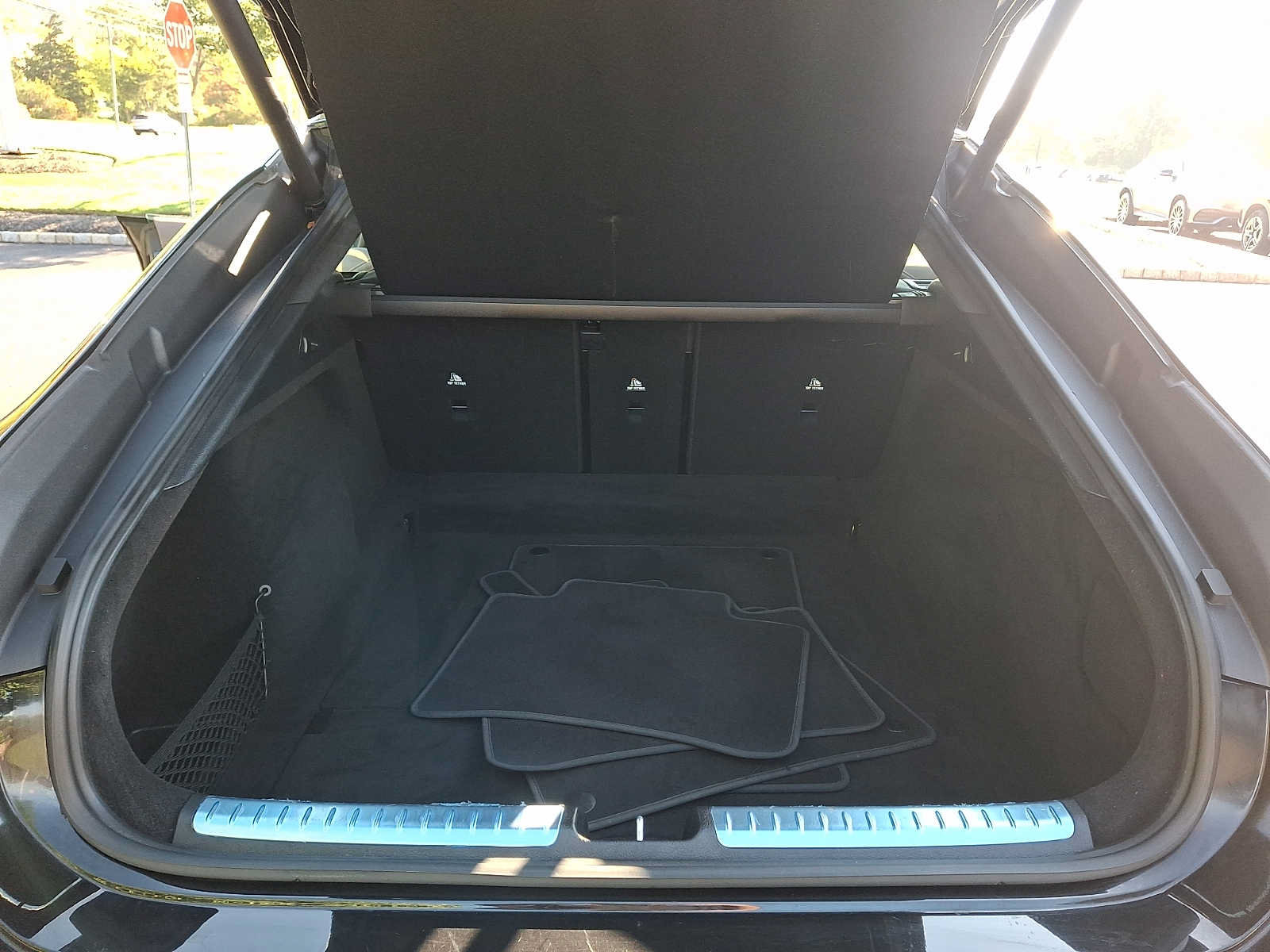 Used 2023 Mercedes-Benz EQS 580 4MATIC Sedan image 26