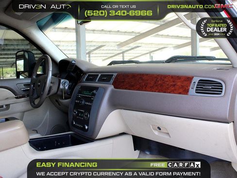 Used 2014 GMC Sierra 3500 SLT w/ SLT Convenience Package image 17