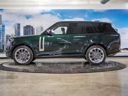 New 2026 Land Rover Range Rover SE image 6