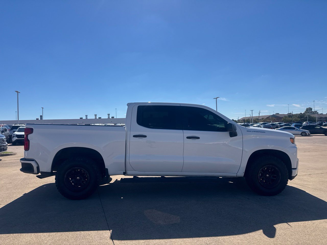Used 2021 Chevrolet Silverado 1500 Custom RWD image 29