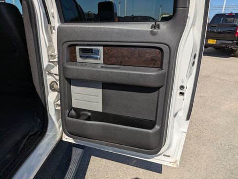 Used 2013 Ford F150 Platinum image 25