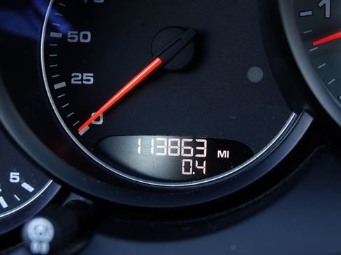 Used 2016 Porsche Cayenne S w/ Premium Plus Package image 37