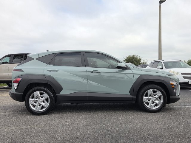 Used 2025 Hyundai Kona SE FWD image 7