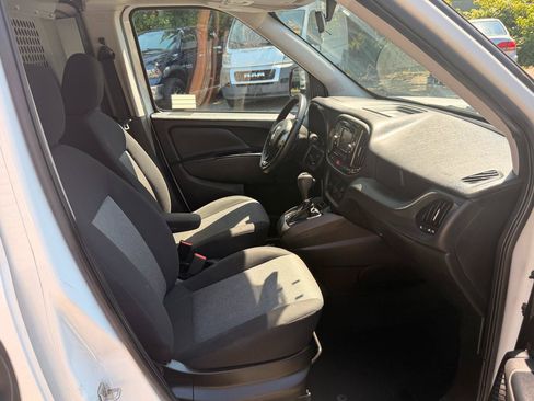 Used 2018 RAM ProMaster City Tradesman SLT FWD image 24