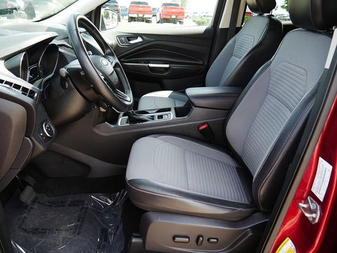 Used 2019 Ford Escape SE AWD/4WD image 10