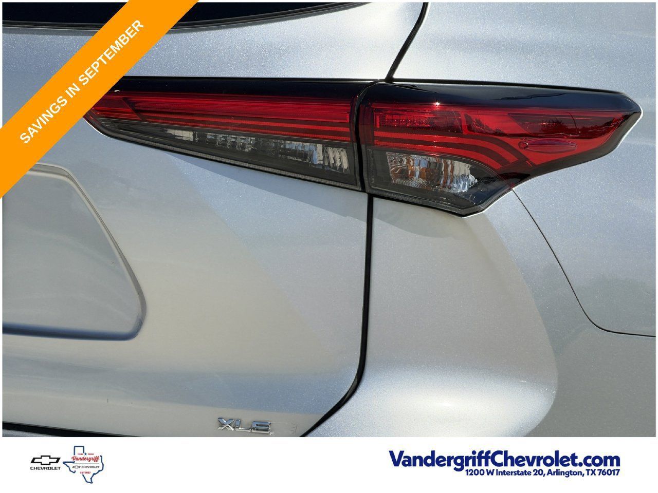 Used 2021 Toyota Highlander XLE FWD image 6