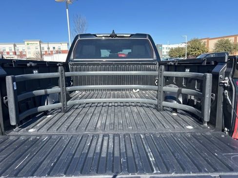 Used 2023 Toyota Tundra Platinum image 9