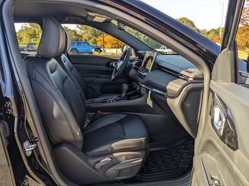 New 2026 Jeep Compass Latitude w/ Quick Order Package 29K image 46