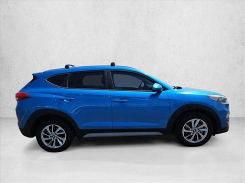 Used 2017 Hyundai Tucson SE w/ SE Popular Package 02 FWD image 10