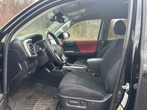 Used 2023 Toyota Tacoma SR5 image 7