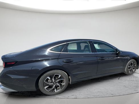 Used 2025 Hyundai Sonata SEL FWD image 3