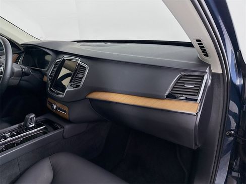 Used 2024 Volvo XC90 T8 Plus w/ Protection Package Premier image 25