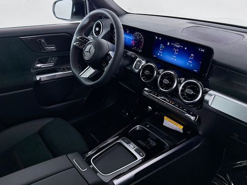 New 2026 Mercedes-Benz GLB 250 image 15