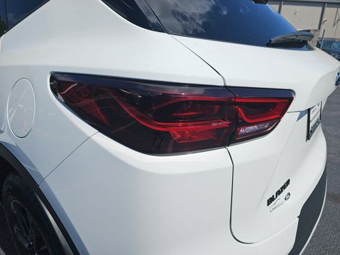 Used 2024 Chevrolet Blazer LT w/ Convenience Package FWD image 36