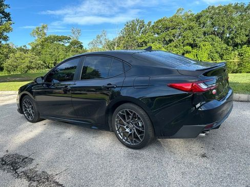 Certified 2025 Toyota Camry SE w/ Convenience Package FWD image 4