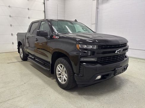 Used 2022 Chevrolet Silverado 1500 RST w/ Z71 Off-Road Package image 2