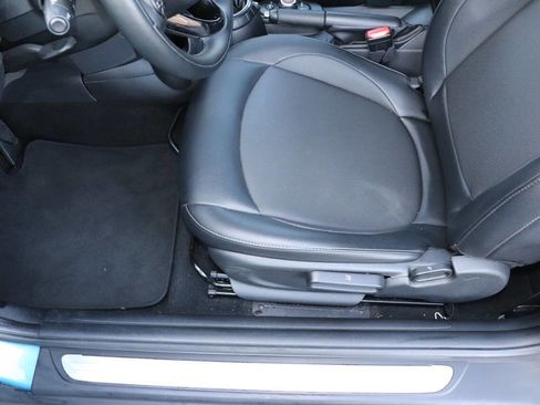 Used 2016 MINI Cooper 2-Door Hardtop image 15