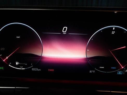 Certified 2024 Mercedes-Benz GLS 450 4MATIC image 26
