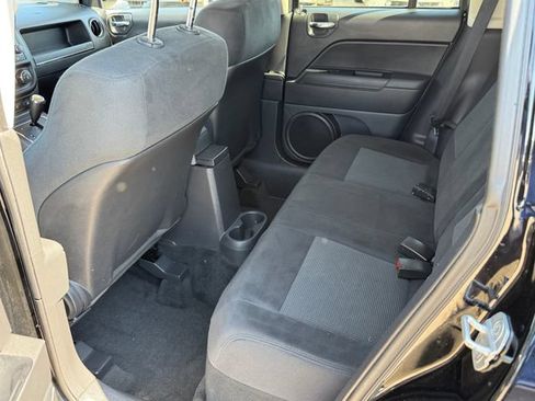 Used 2012 Jeep Compass Latitude FWD image 14