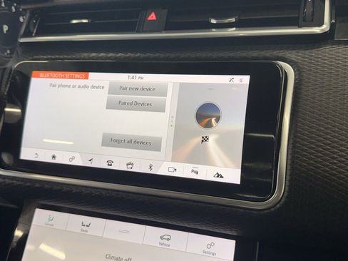 Used 2020 Land Rover Range Rover Velar R-Dynamic S image 38