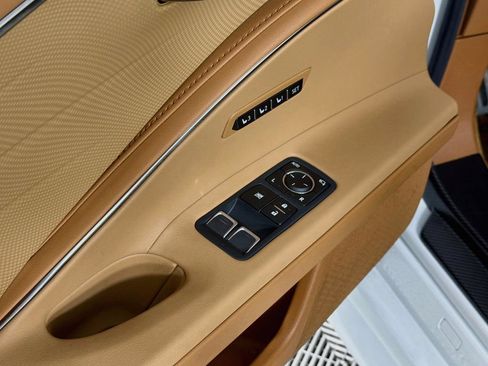 Used 2021 Lexus LC 500 Convertible w/ Touring Package RWD image 18