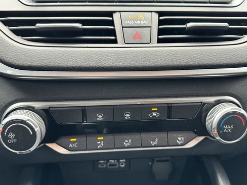 Used 2021 Nissan Altima 2.5 SV image 21