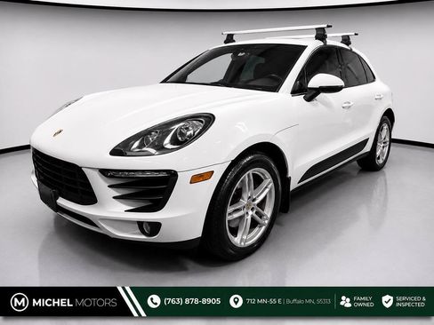 Used 2018 Porsche Macan AWD/4WD image 1