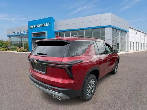 Used 2026 Chevrolet Traverse LT w/ Driver Confidence Package AWD/4WD image 5
