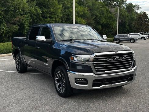 Used 2026 RAM 1500 Laramie AWD/4WD image 7