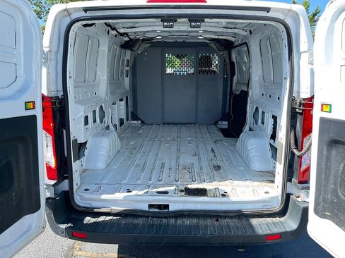 Used 2022 Ford Transit 150 Low Roof RWD image 23