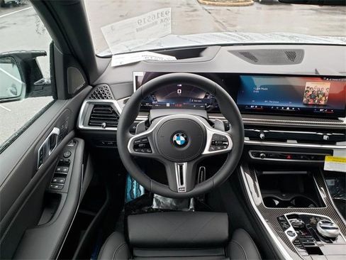 New 2026 BMW X5 M60i image 14