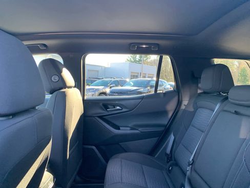 New 2025 Chevrolet Equinox LT w/ Midnight Edition image 29