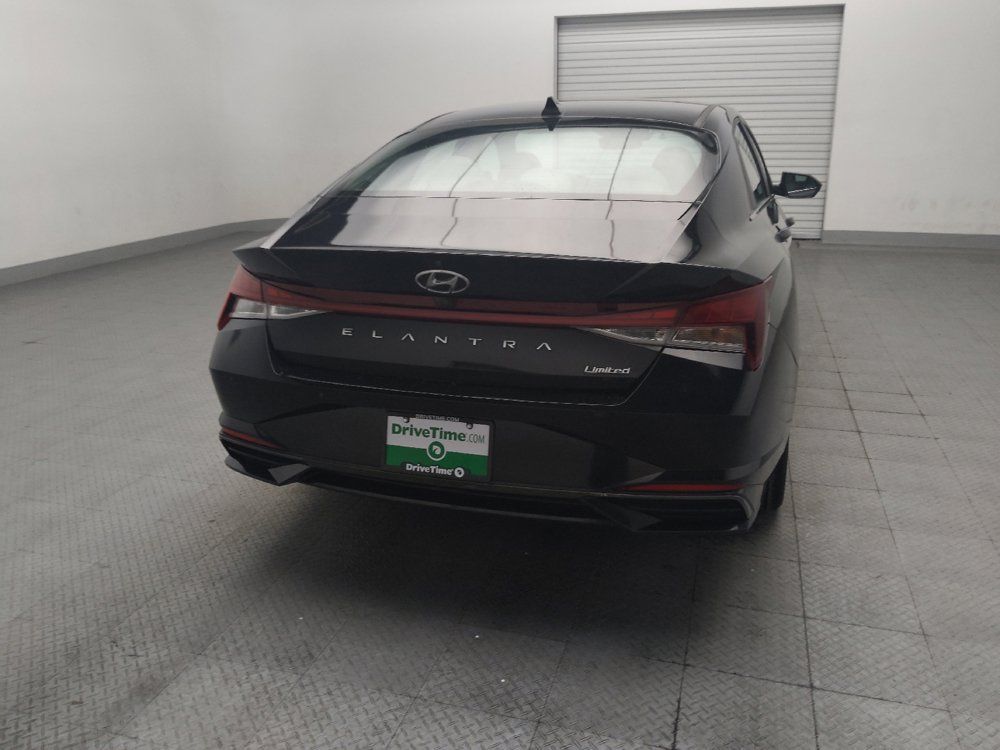 Used 2021 Hyundai Elantra Limited FWD image 7