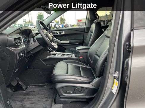 Used 2024 Ford Explorer XLT w/ Equipment Group 202A AWD/4WD image 12