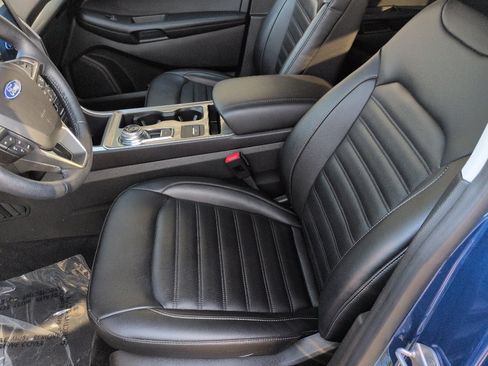 Certified 2023 Ford Edge SEL w/ Convenience Package AWD/4WD image 11