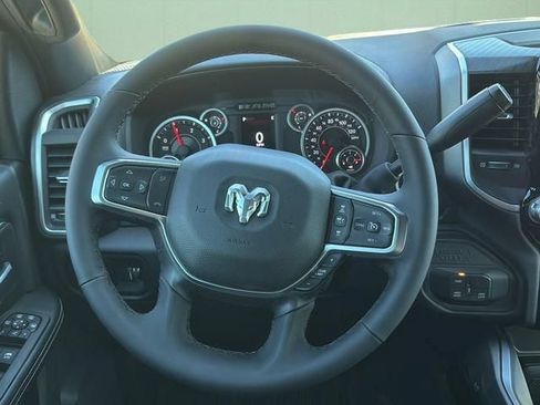 New 2026 RAM 2500 Big Horn AWD/4WD image 28