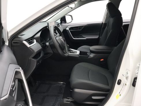Certified 2024 Toyota RAV4 LE FWD image 14