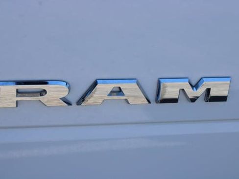 New 2022 RAM 5500 Tradesman image 7