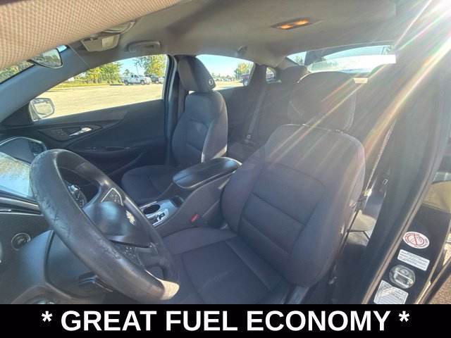 Used 2023 Chevrolet Malibu LT FWD image 19