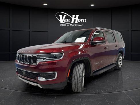 Used 2022 Jeep Wagoneer Series II image 7