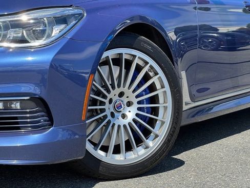 Used 2017 BMW ALPINA B7 xDrive AWD/4WD image 2