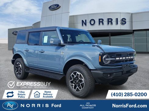 New 2025 Ford Bronco Outer Banks image 1