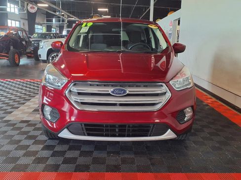 Used 2019 Ford Escape SE AWD/4WD image 3