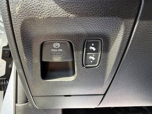 Used 2026 RAM 1500 Big Horn AWD/4WD image 15