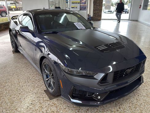 New 2025 Ford Mustang Dark Horse image 32