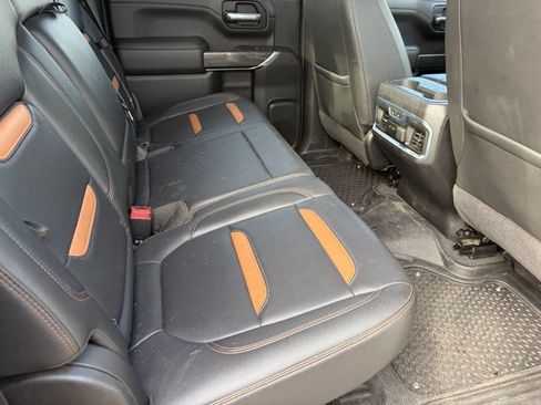 Certified 2021 GMC Sierra 1500 AT4 w/ AT4 Premium Package AWD/4WD image 11