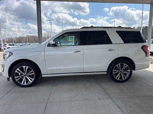 Certified 2021 Ford Expedition Platinum image 4